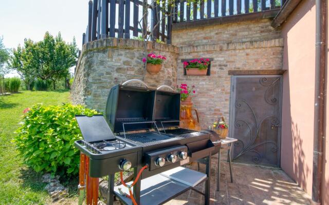 Serene Holiday Home in Urbino with Private Pool