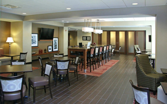 Hampton Inn Waynesburg