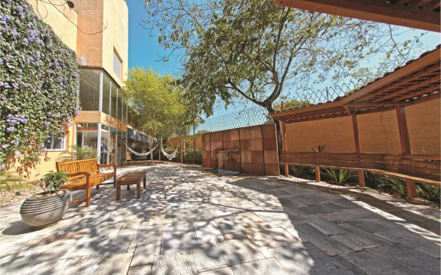 Carlton Plaza Baobá