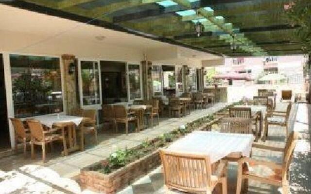 Barbaros Apart Hotel
