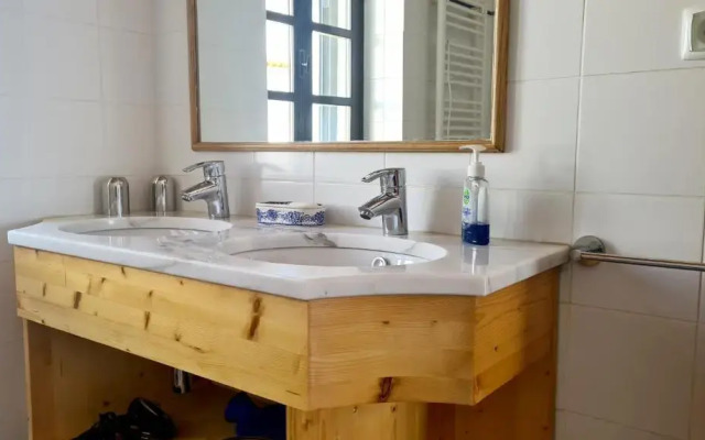 Albufeira Beach Cliffs House