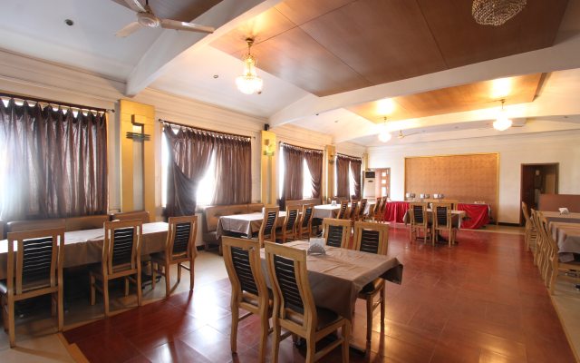 Hotel Dhammanagi Comforts by OYO Rooms