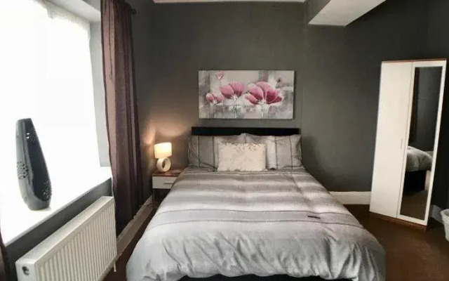Rose Dene House