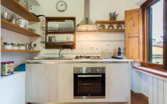 Santa Maria Novella 6 sleeps near the central station