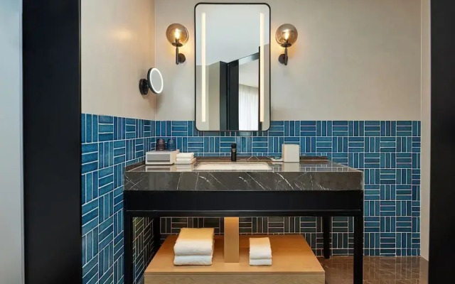 Four Points by Sheraton Dali, Erhai