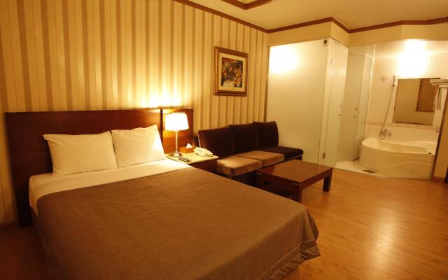 Hound Hotel Incheon Airport
