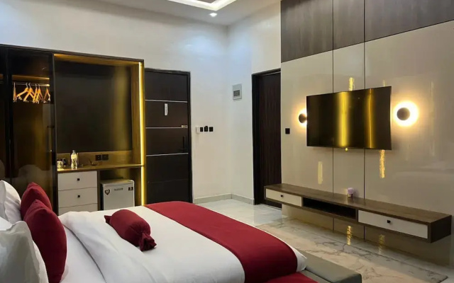 Emilton Hotel