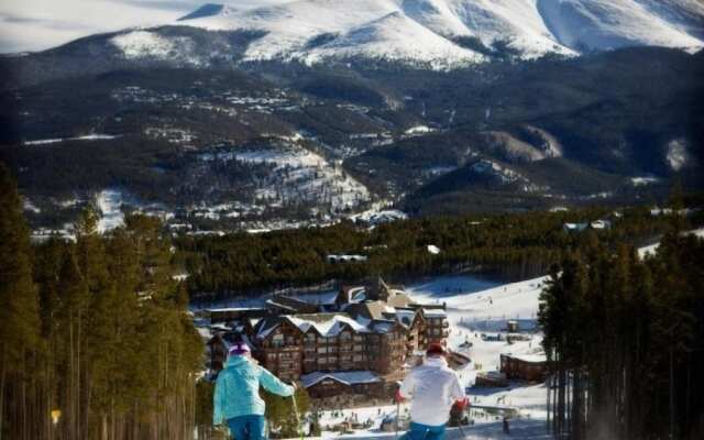 4 Bedroom Ski in, Ski out Mountain Vacation Rental Located Next to Historic Main Street in Downtown Breckenridge