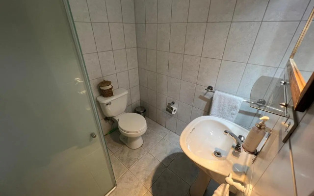 Patagonia Baker Lodge