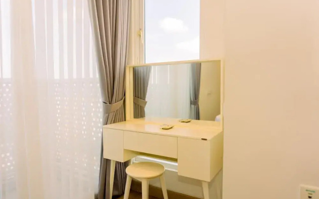 Full Furnished With Modern Design 1Br At West Vista Apartment