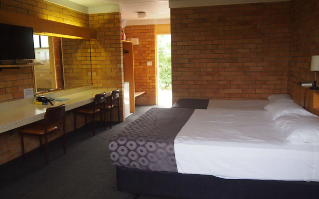 Jumbuck Motel – Guest Rooms – Longreach