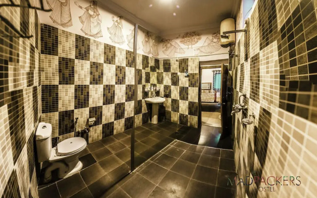 Madpackers Hostel Pushkar