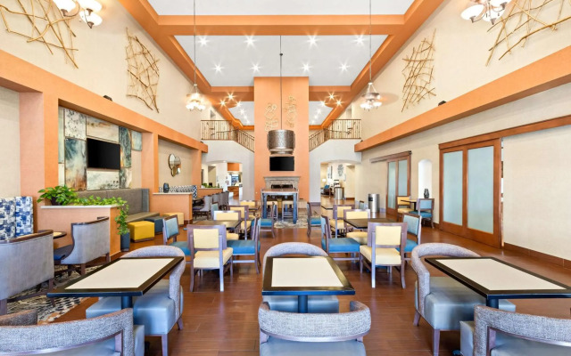 Hampton Inn & Suites Phoenix-Goodyear