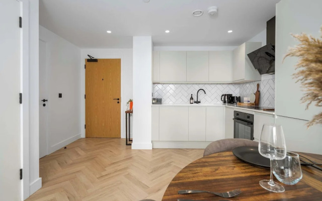 Cottonopolis Suite With 1 Bedrooms and 1 Bathrooms