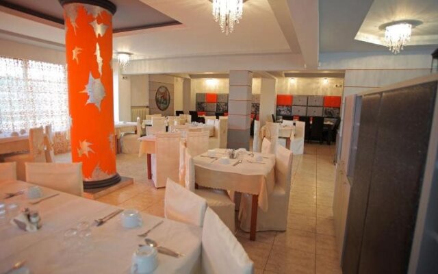 Dias Hotel