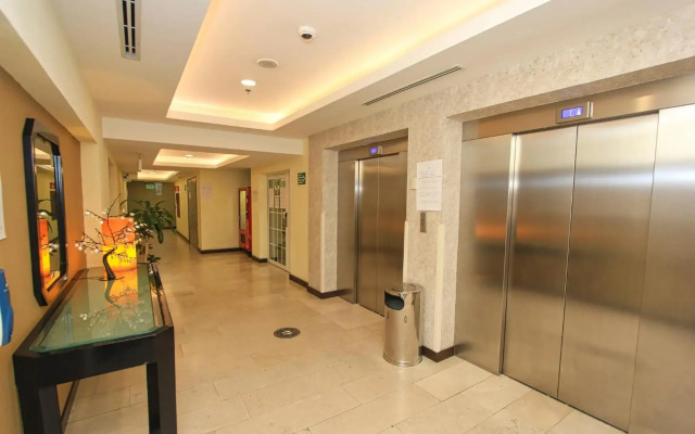 Holiday Inn Leon by IHG
