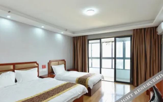 Palm Lake Serviced apartment