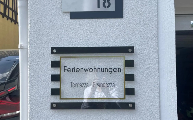 Tarrazza Ferienwohnungen Erpeldinger