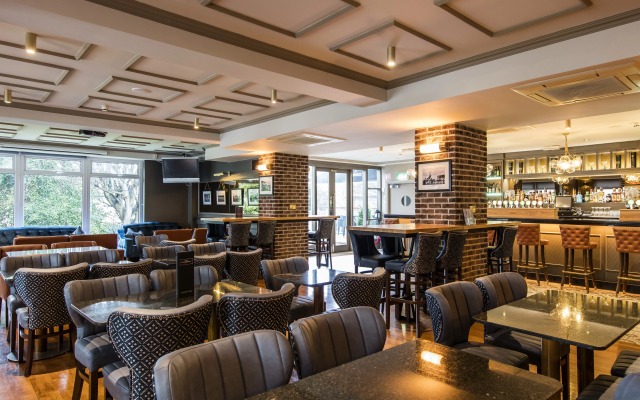 Sandymount Hotel