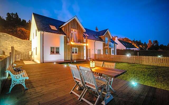 Taymore Lodge
