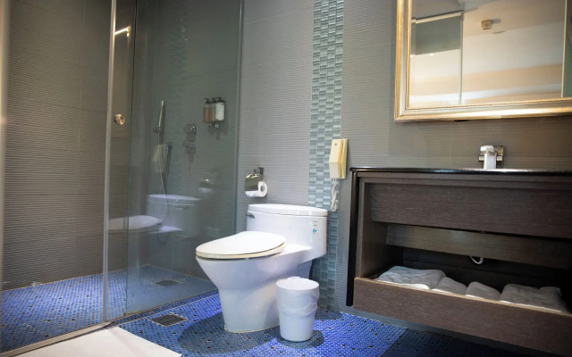 Kapok Hotel & Resorts