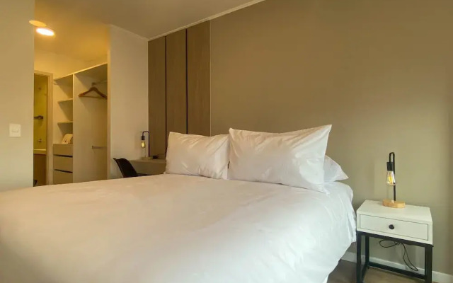 w Marvelous 1BR With View in Miraflores