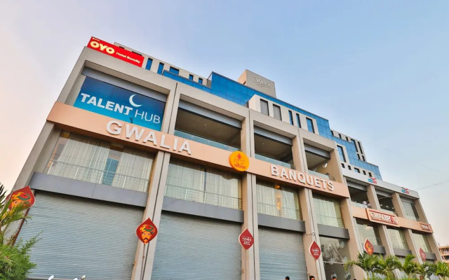 OYO 22673 Hotel Suncity