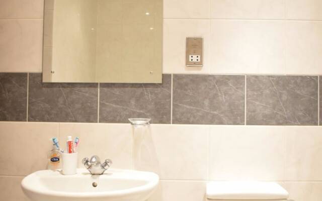 2 Bedroom Flat in Central London