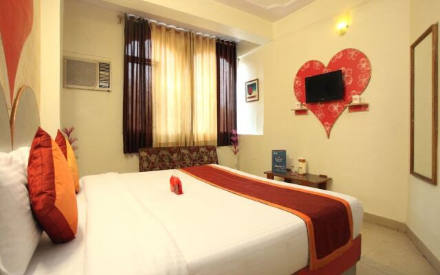 OYO 2326 Hotel Star Plaza