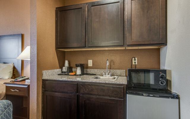 Executive Inn and Suites Cushing