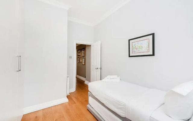Lovely 2 bedroom apartment in Notting Hill
