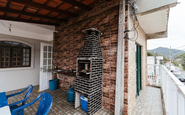 Ótimo sobrado para seu descanso e lazer!!!