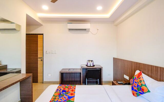 Fabhotel Kzar Select