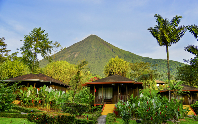 Hotel Lomas del Volcán