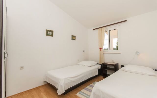 Apartments Srdan