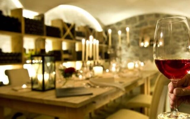 Hotel Paradies