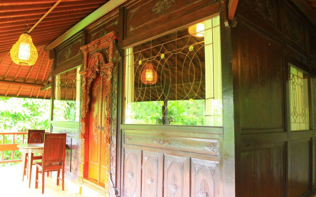 Mekar Sari Villas