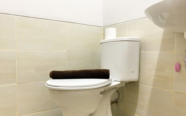 Cozy Stay Studio Transpark Juanda Bekasi Timur Apartment