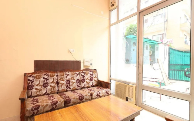 OYO Flagship 14530 Sector 14 Harsh Villa