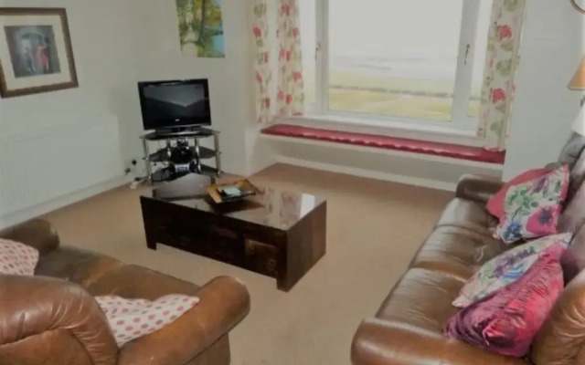 Beachview Holiday Flat 2