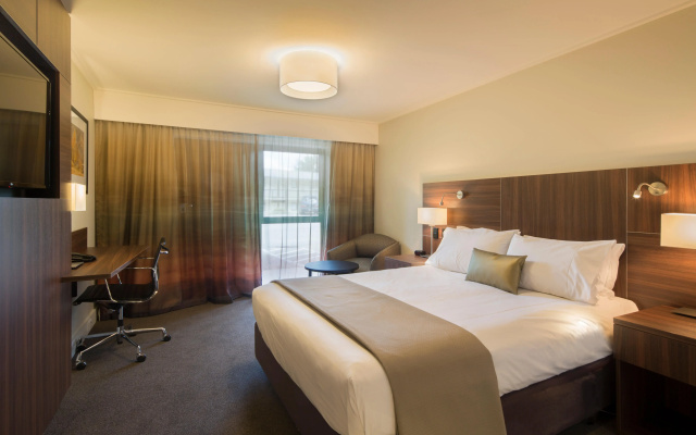 Holiday Inn Queenstown Frankton Road by IHG – Guest Rooms – Queenstown