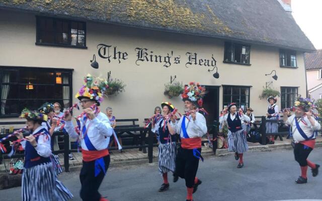 Kings Head Low House