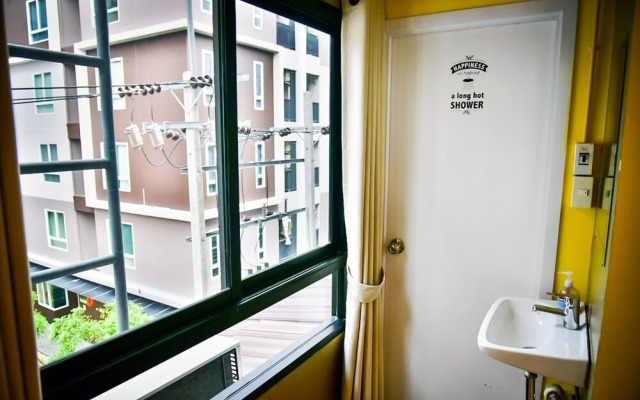 ZZZ Hostel - Don Mueang Airport