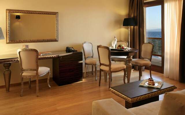 Valis Resort and Spa