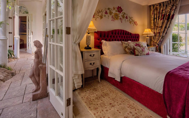 The Munro Boutique Hotel