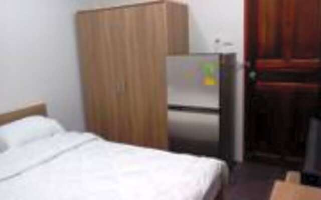 OYO 508 Middlewayhouse