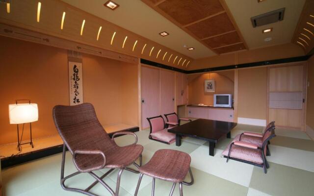 Oiwakeya Ryokan