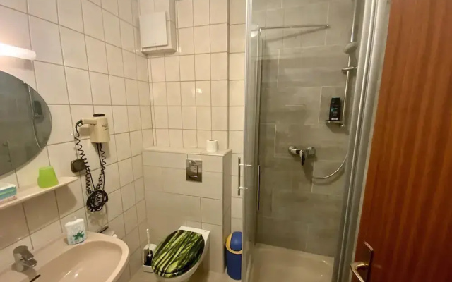 Hotel Attaché