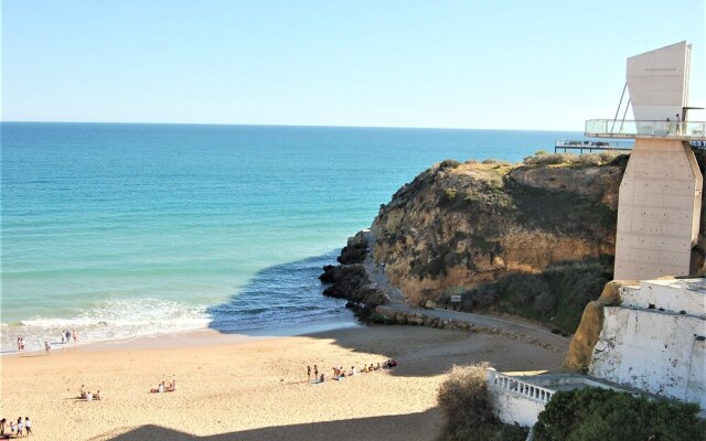 Cerro Albufeira sea View