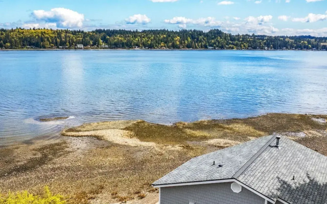 Belfair Beach House in Belfair